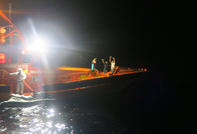 Having called for assistance as spotting migrants at sea, Seren's crew watch as the crew of a het ski adrift in the Gibraltar Strait are rescued